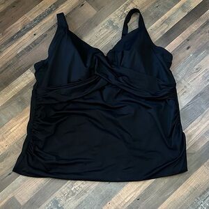 Lands' End Women's V-Neck Wrap Underwire Tankini Swimsuit Top